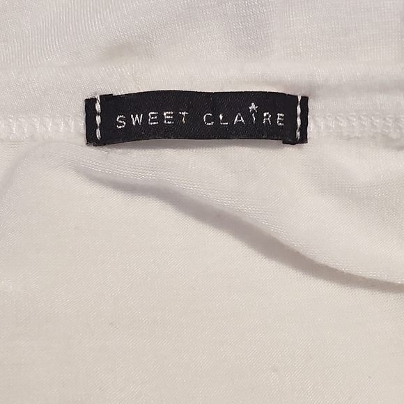 Sweet Claire 4 leaf clover white tee medium st Patrick's day - Picture 3 of 4